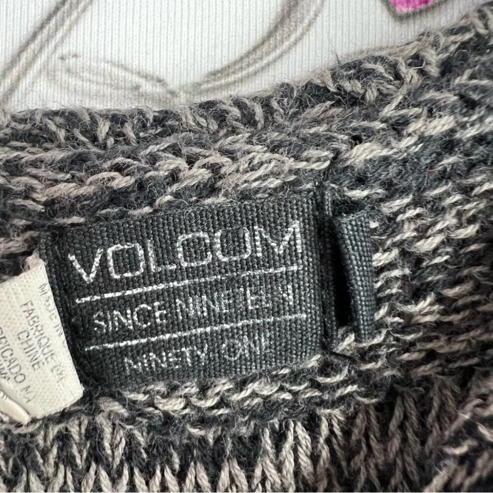 Volcom sweater knit crochet heathered grey black Charcoal Women's Sweater